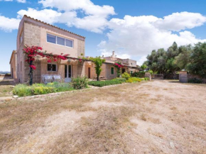 Rustic Cottage in Campos Spain with Swimming Pool